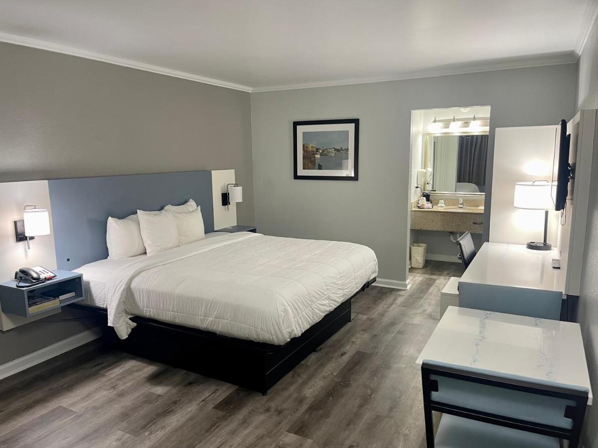 Quality Inn & Suites Джорджтаун Екстер'єр фото